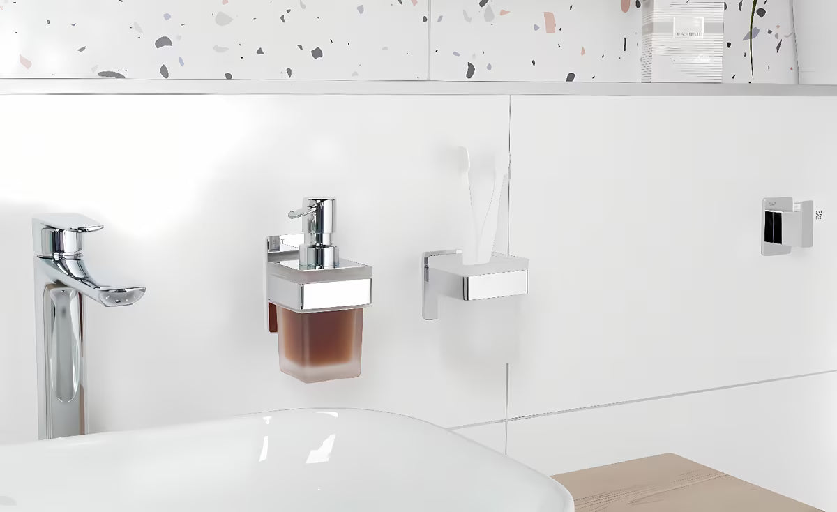 Kromirani držač čaša SAT pro montaža lijepljenjem bez bušenja