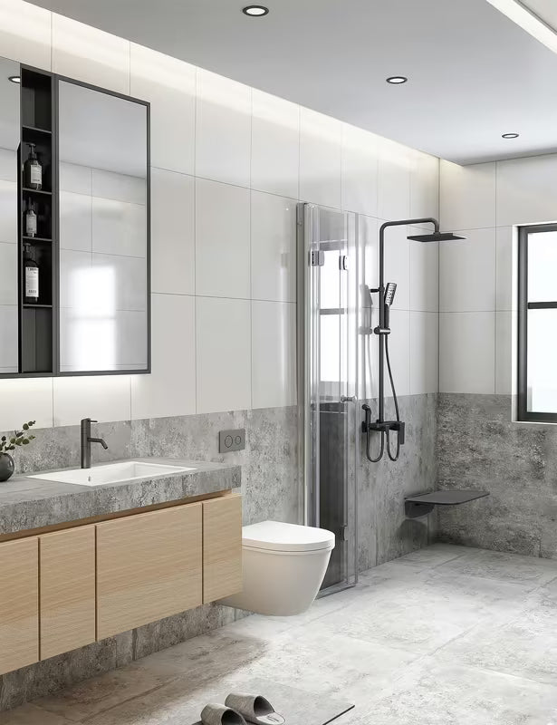 Crno sklopivo sjedalo za tuš SAT pro za udobno i sigurno sjedenje pod tušem