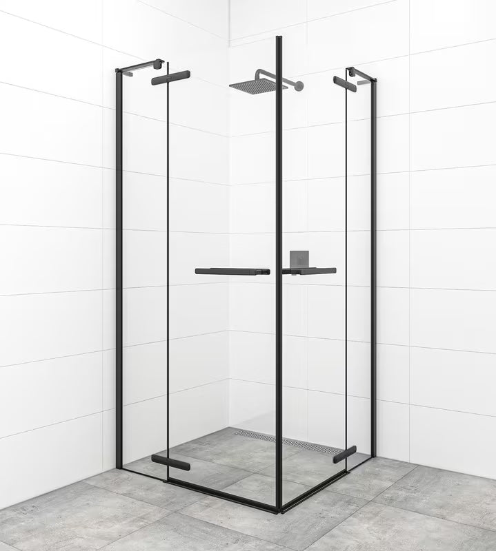 Okretna tuš vrata SAT Tgd New 90 cm u mat crnoj boji s prozirnim staklom i Easyclean obradom.