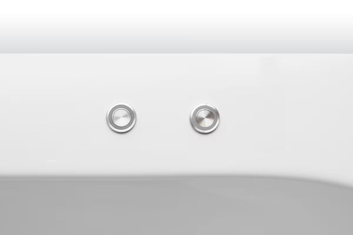 Samostojeći akrilna masažna kada SAT u desnoj izvedbi s hidromasažom i zračnom masažom.