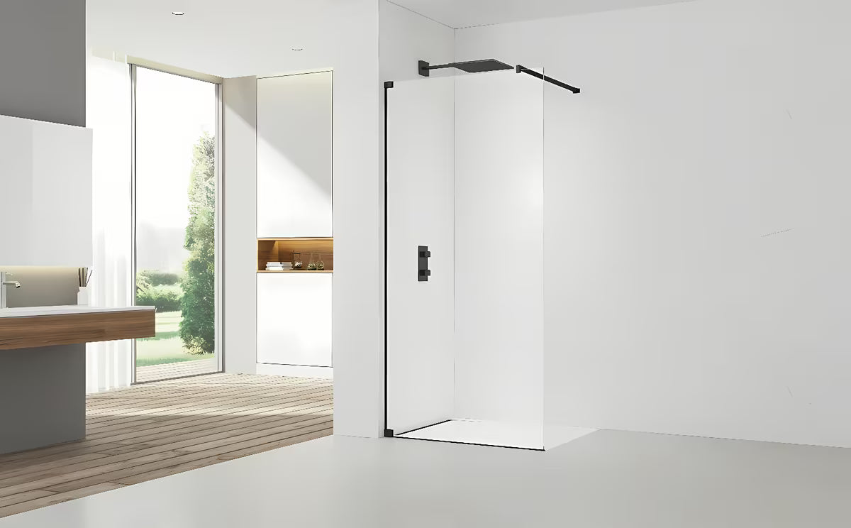 Tuš stijena walk-in SAT Walk-in 70 cm s prozirnim staklom i mat crnim profilima
