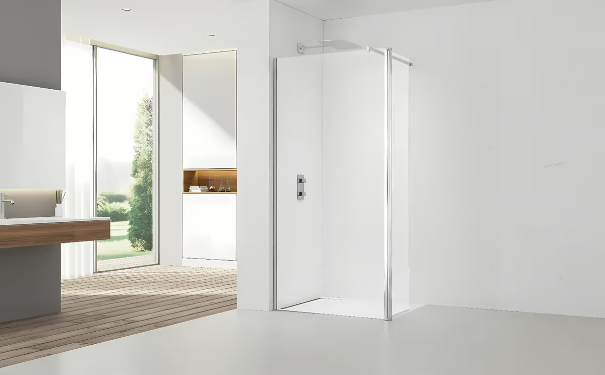 SAT Walk-in tuš stijena Walk-In 90 cm s prozirnim staklom i profilima u sjajnom kromu.