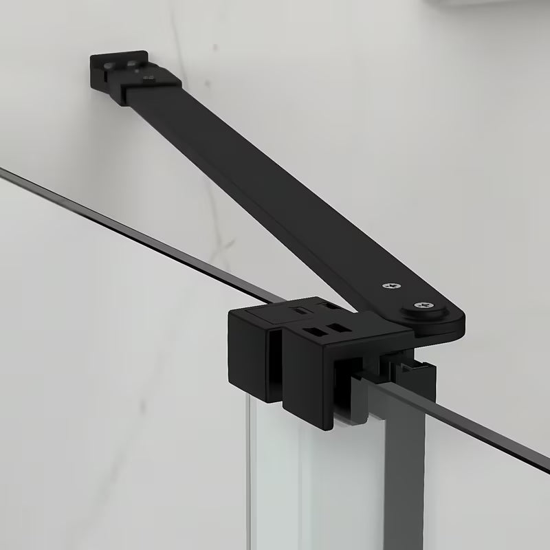 Tuš vrata walk-in SAT Walk-In Xmotion 140 cm u crnoj izvedbi s prozirnim staklom i kliznim sustavom.
