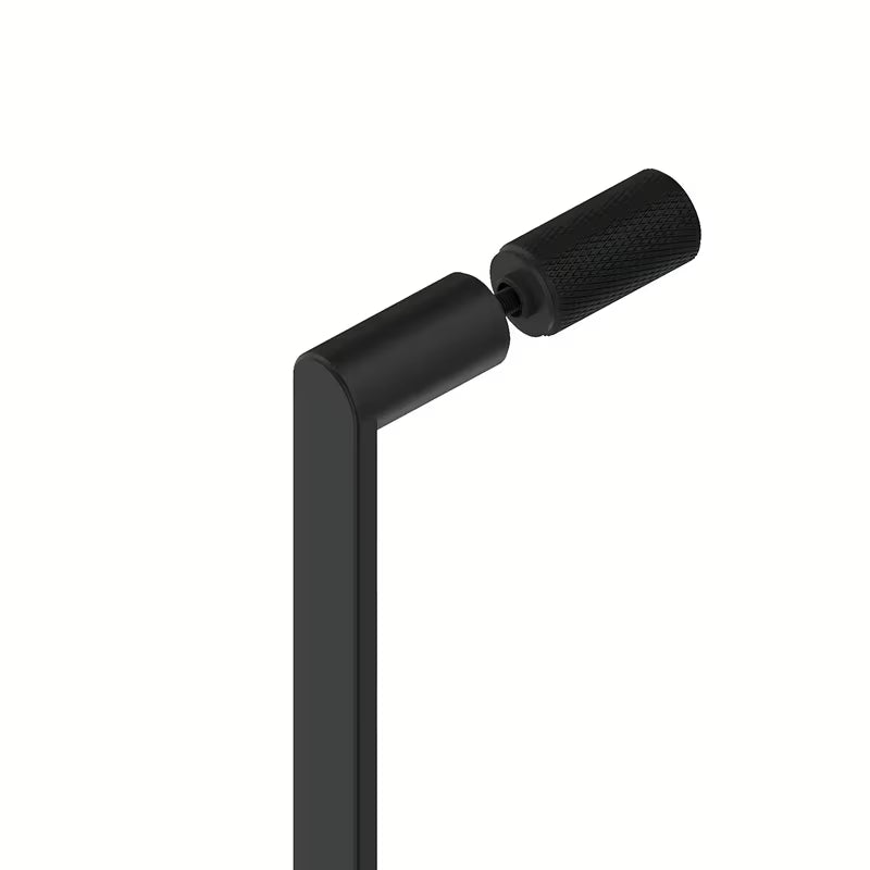 Kvadratna tuš kabina SAT Walk-In Xmotion 120x120 cm u crnoj izvedbi s prozirnim staklom i kliznim vratima.