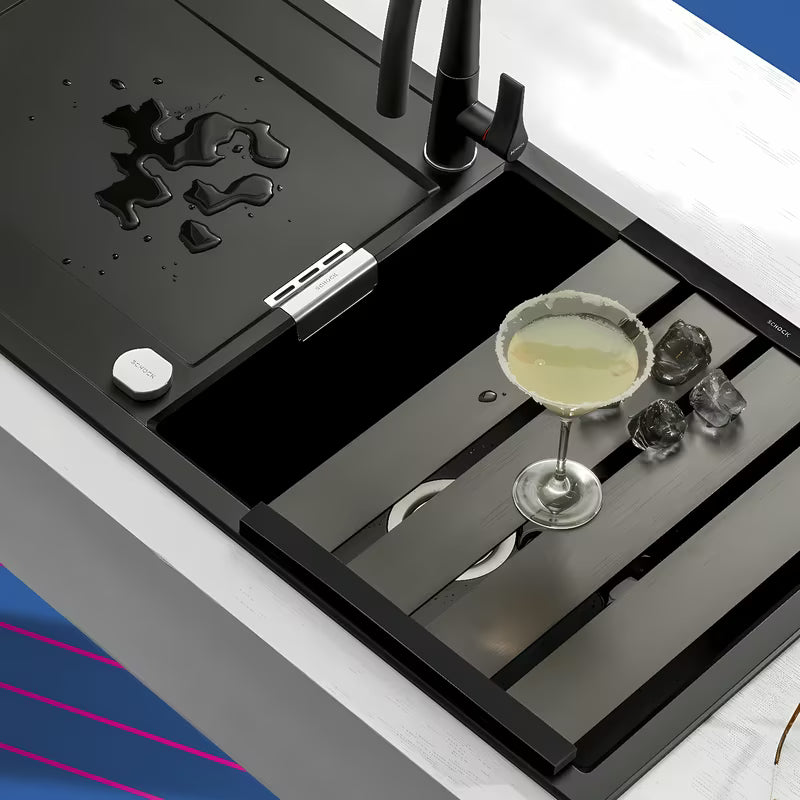 Dizajnerska podloga za sudoper Schock u izgledu aluminija i brušenog nehrđajućeg čelika