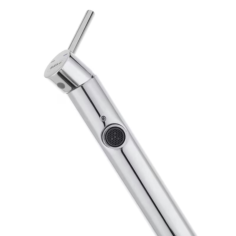 Kromirana miješalica za sudoper SIKO Chrome s uvlačnim pričvršćenjem pro za montažu ispod prozora i ručicom uz izljev