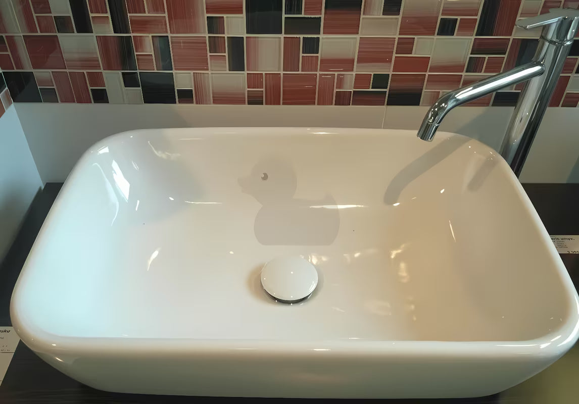 Bijela odvod za umivaonik bez preljeva sa stalnim protokom i okruglom keramičkom kapom