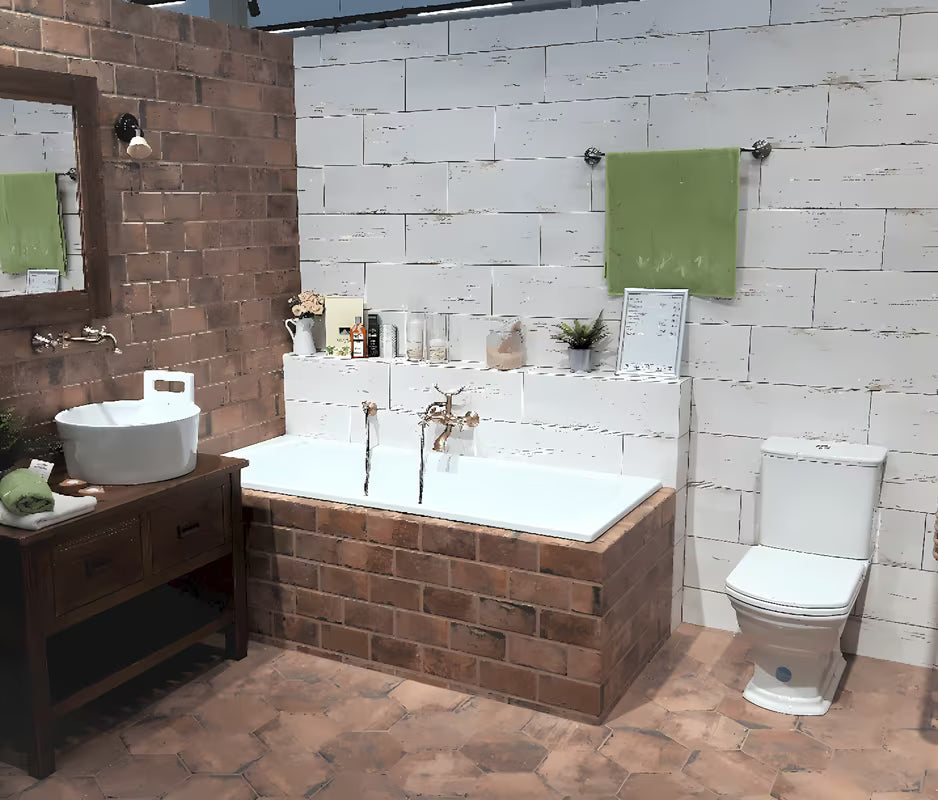 Bijeli WC kombi Vitra Ricordi s vario odvodom, uključujući armaturu, bez WC deske