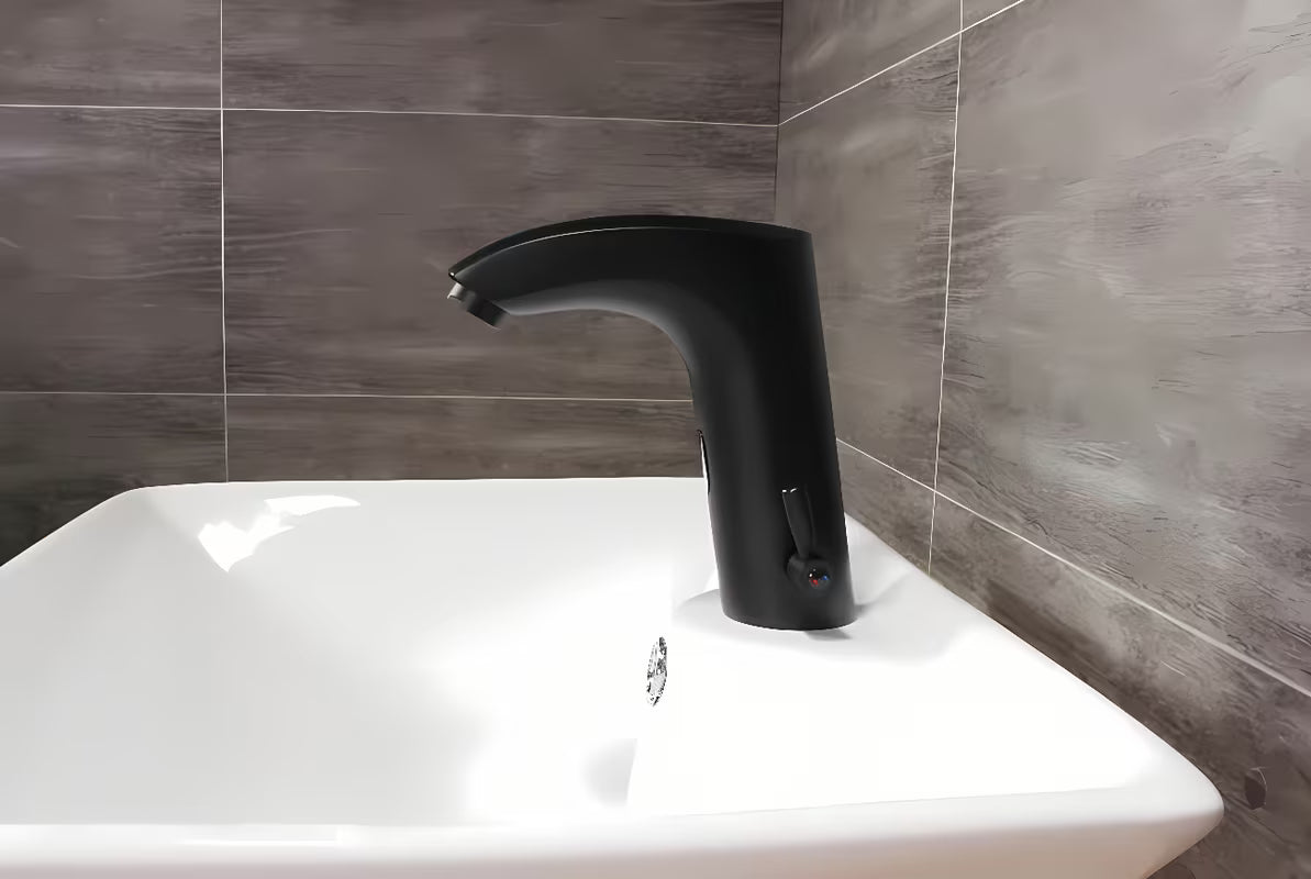 Crna beskontaktna miješalica za umivaonik Weltservis Donner AutoFlow 02 s infracrvenim senzorom i ručicom pro za podešavanje temperature.