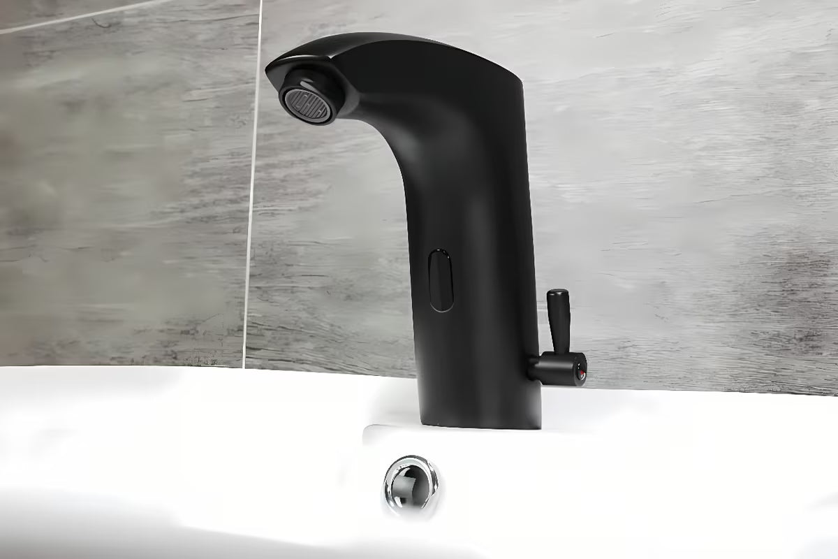 Crna beskontaktna miješalica za umivaonik Weltservis Donner AutoFlow 02 s infracrvenim senzorom i ručicom pro za podešavanje temperature.