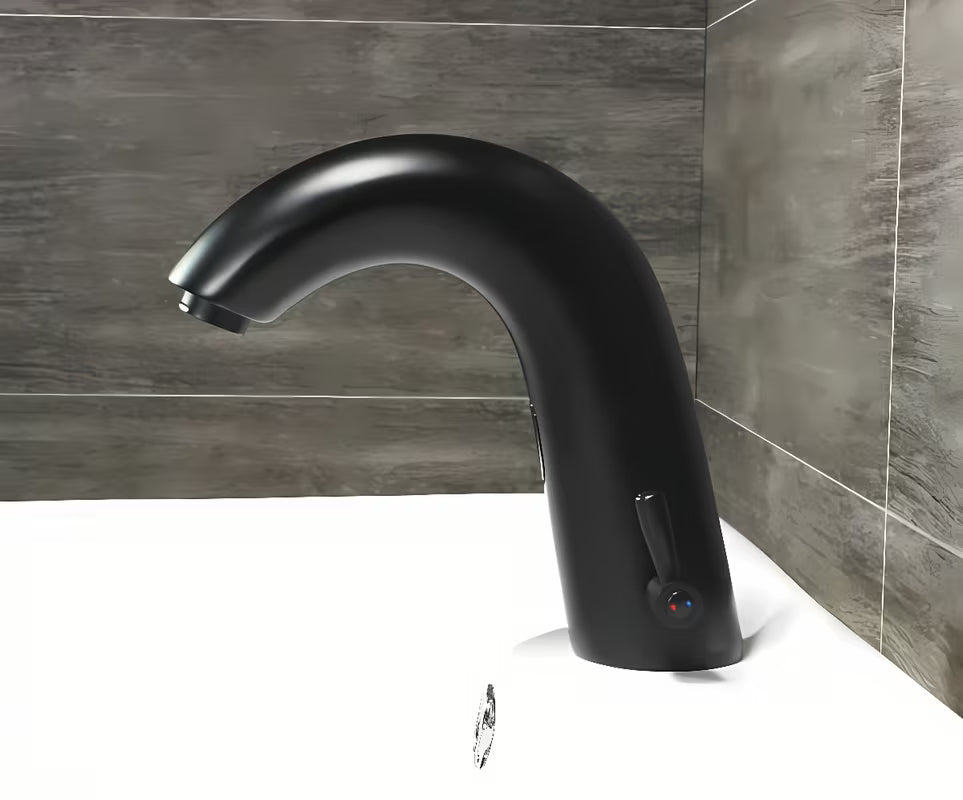 Crna beskontaktna miješalica za umivaonik Weltservis Donner AutoFlow 03 s infracrvenim senzorom i upravljačkom ručicom.