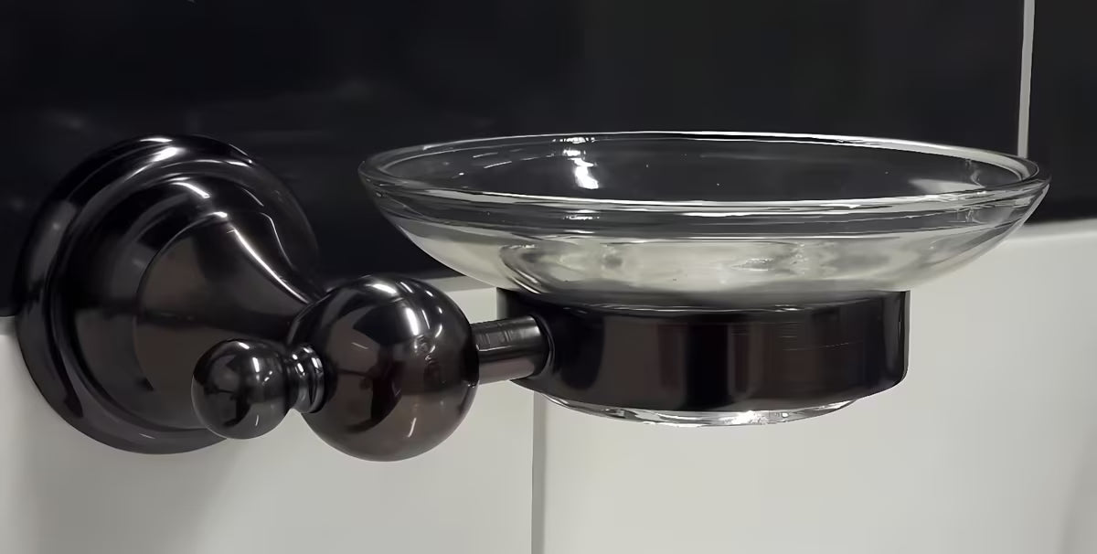 Zidna posuda za sapun WF Industrial Dark-Metal u završnoj obradi uljem trljana bronca sa staklenom posudicom za sapun.