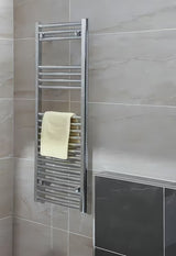 Kombinirani kupaonski radijator Anima Marcus 450x1118 mm u krom izvedbi sa zaobljenim profilom.