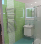 Kombinirani kupaonski radijator Anima Paul 60x120 cm u izvedbi od poliranog nehrđajućeg čelika chrome.