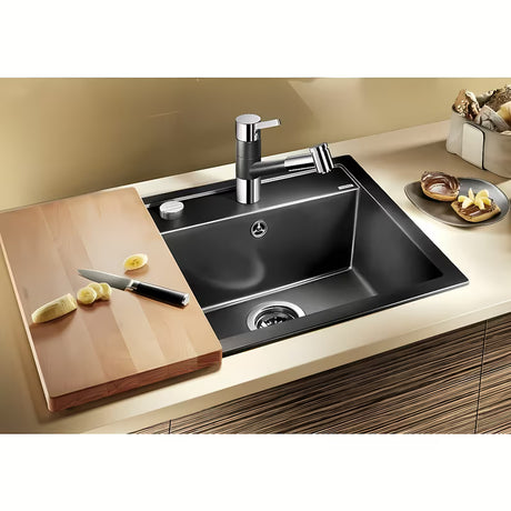 Granitni kuhinjski jednostruki sudoper Blanco Dalago 5 u crnoj izvedbi pro za gornju montažu na radnu ploču.