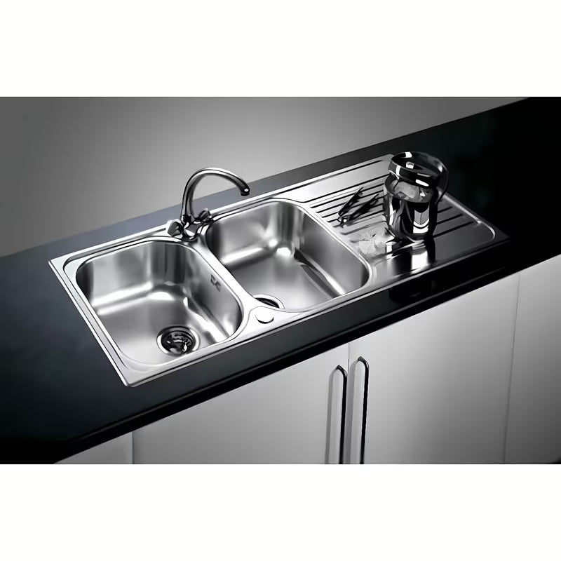Inox sudoper  Blanco Tipo 8 S dvostrukim koritom i ocjednom plohom u prirodno sjajnoj izvedbi.