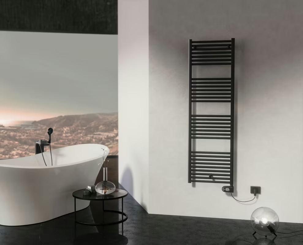 Električni radijator Cordivari Lisa 120x50 cm u mat crnoj boji s digitalnim termostatom