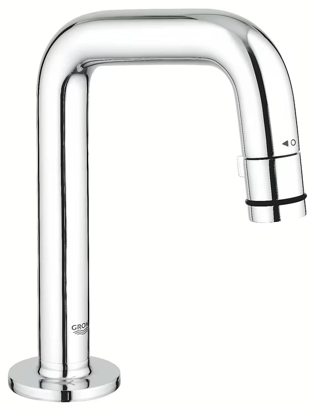 Kromirani ventil za umivaonik Grohe Universal s kompaktnim dizajnom i zakretnim završetkom izljeva