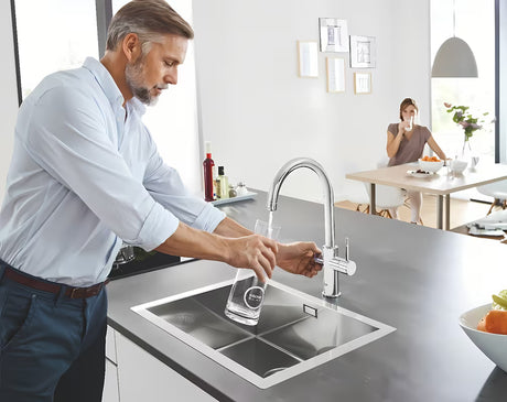 Kromirana miješalica za sudoper Grohe Blue Home Duo s filtrom, s hlađenjem i tipkom pro za gaziranu i negaziranu vodu