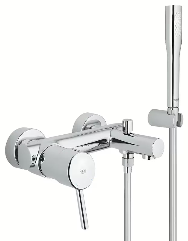 Kromirana zidna miješalica za kadu Grohe Concetto New s tuš setom s automatskim prebacivanjem kada/tuš.