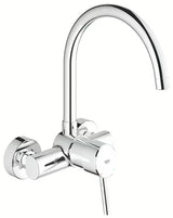 Kromirana zidna miješalica za sudoper Grohe Concetto New s visokim zakretnim izljevom 360°.