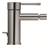 Bide jednoručna baterija slavina Grohe Essence u završnoj obradi Hard Graphite s odvodom.