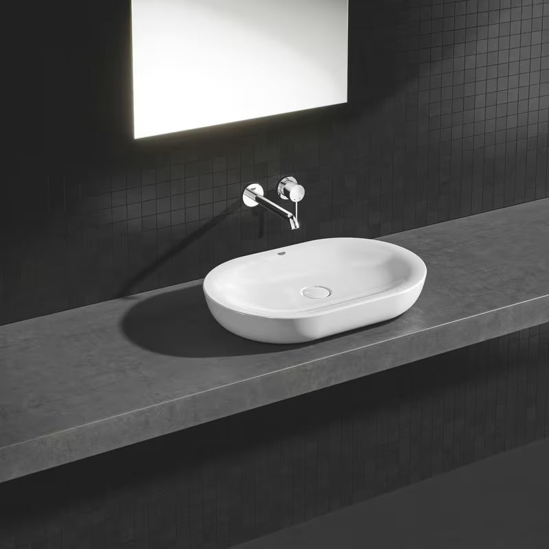 Kromirana podžbukna miješalica za umivaonik Grohe Essence New pro za zidnu montažu s ručicom i rozetom.