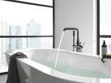 Podna miješalica za kadu Grohe Essence New s tuš setom u završnoj obradi Hard Graphite.