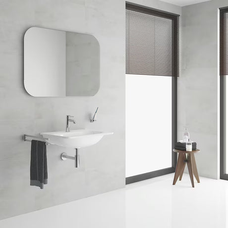 Kromirana jednoručna baterija miješalica za umivaonik Grohe Essence New s glatkim tijelom i zakrivljenim izljevom
