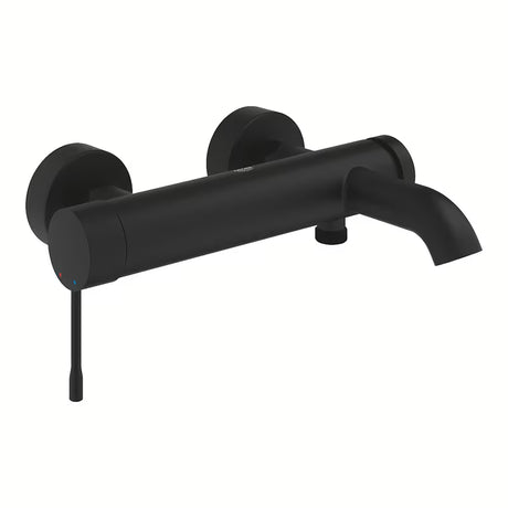 Zidna jednoručna baterija miješalica za kadu Grohe Essence New u mat boji phantom black