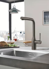 Miješalica za Sudoper Grohe Essence New brushed hard graphite s visokim izljevom i izvlačnim tušem