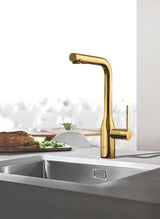 Grohe Essence New miješalica za sudoper u boji cool sunrise s visokim okretnim izljevom i izvlačnim tušem