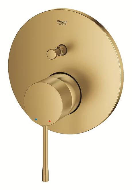 Podžbukna miješalica za tuš Grohe Essence New u izvedbi Brushed Cool Sunrise s ručicom i 2-smjernim preklopnikom.