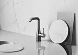 Visoka jednoručna baterija miješalica za umivaonik Grohe Essence New u završnoj obradi Hard Graphite s okretnim izljevom