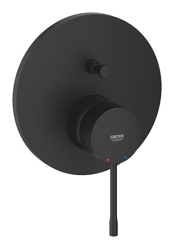 Podžbukna tuš i miješalica za kadu Grohe Essence u izvedbi phantom black s ručicom.