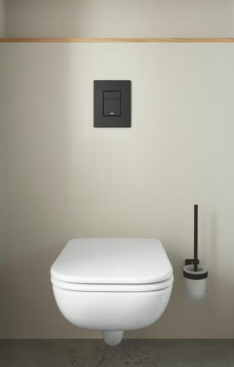 Zidna ČETKA za Wc Grohe Essentials u mat crnoj izvedbi sa skrivenim pričvršćenjem