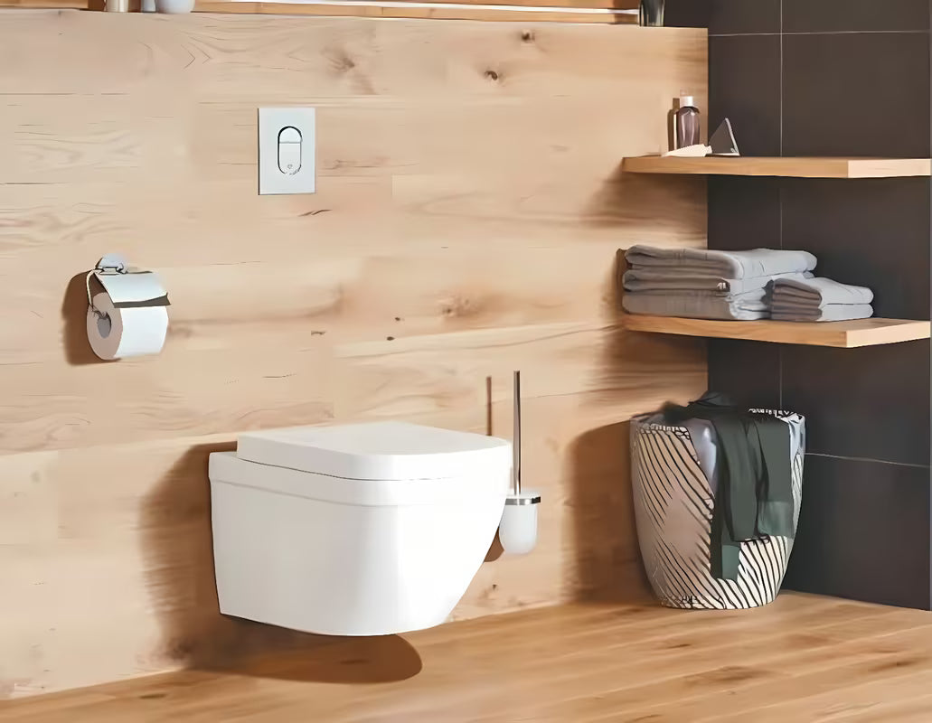 Kompaktni viseća WC školjka Grohe Euro Ceramic u bijeloj boji Alpine White s rimless konstrukcijom