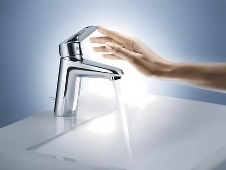 Kromirana miješalica za umivaonik Grohe Eurosmart Cosmopolitan s ručicom i glatkim tijelom bez odvoda