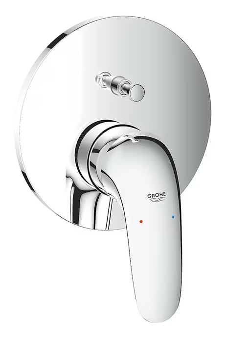 Podžbukna tuš/miješalica za kadu Grohe Eurostyle Solid u krom izvedbi s ručicom i 2-smjernim preklopnikom.