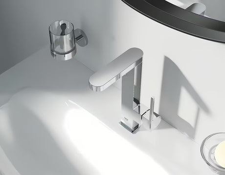 Kromirana miješalica za umivaonik Grohe Plus s visokim izljevom, okretnim izljevom i ručicom