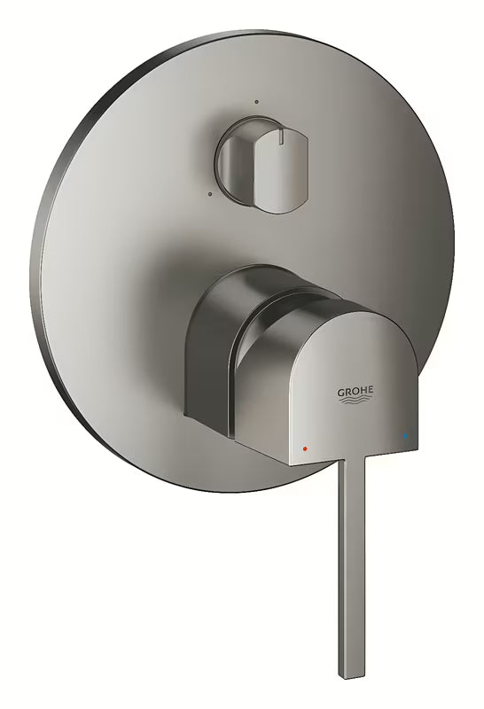 Podžbukna tuš i miješalica za kadu Grohe Plus u izvedbi brušeni Hard Graphite s 3-smjernim preklopnikom.