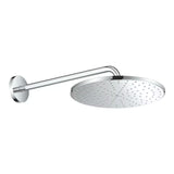Grohe Rainshower Mono nadglavni tuš uključuje nosač nadglavnog tuša u krom izvedbi promjera 31 cm.