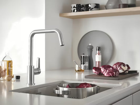 Jednoručna Baterija miješalica za sudoper Grohe Start s visokim zakretnim U izljevom u završnoj obradi supersteel