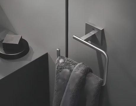 Držač ručnika Grohe Start Cube Accessories u izvedbi supersteel sa skrivenim pričvršćenjem