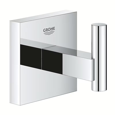 Metalni kukica Grohe Start Cube Accessories u krom izvedbi sa skrivenim pričvršćenjem.