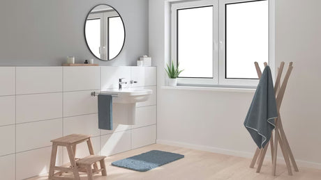 Kromirana jednoručna baterija miješalica za umivaonik Grohe Start sa štednjom vode i klik-klak odvodnim ventilom