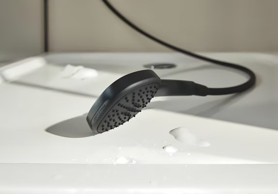 Ručni tuš Grohe Tempesta Cube 110 u mat crnoj boji s dva mlaza Rain i Jet