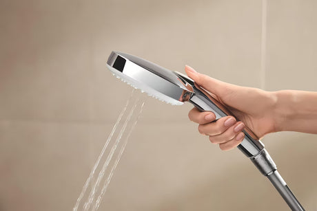 Tuš sustav Grohe Tempesta Cube System s termostatskom miješalicom u krom izvedbi, s nadglavnim i ručnim tušem