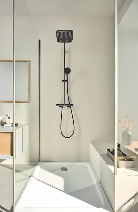 Mat crni tuš sustav Grohe Tempesta System Cube s termostatskom miješalicom, s nadglavnim i ručnim tušem