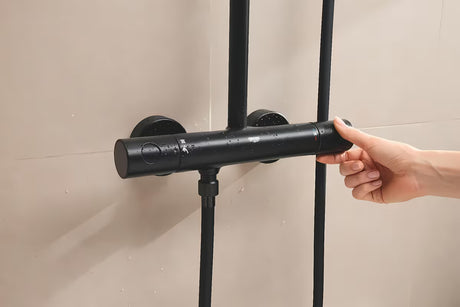 Mat crni tuš sustav Grohe Tempesta System Cube s termostatskom miješalicom, s nadglavnim i ručnim tušem